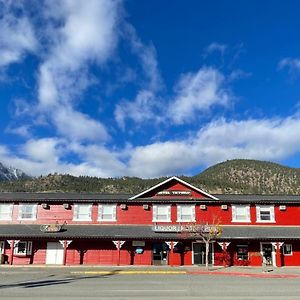 Affordable Choice-Lillooet Hotel Victoria